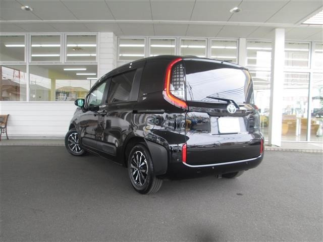 Toyota SIENTA 2025 6974804-13