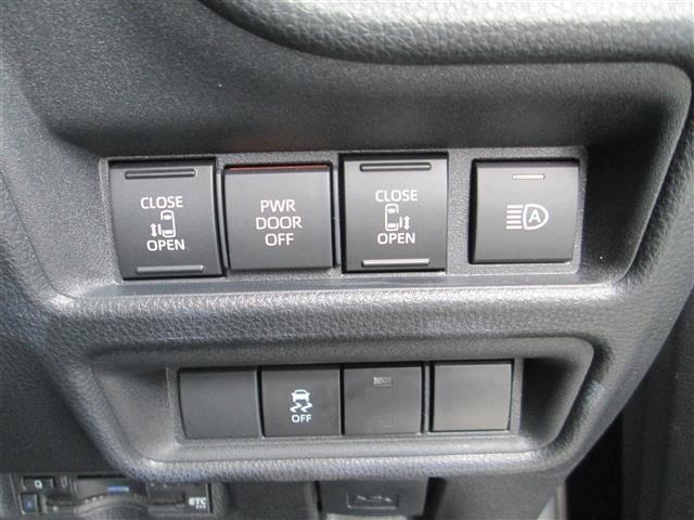 Toyota SIENTA 2025 6974804-17