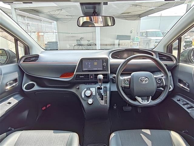 Toyota SIENTA 2018 6974829-19