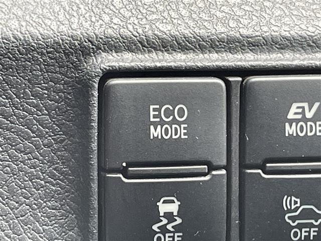 Toyota SIENTA 2018 6975305-1