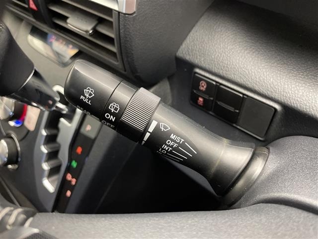 Toyota SIENTA 2018 6975424-10