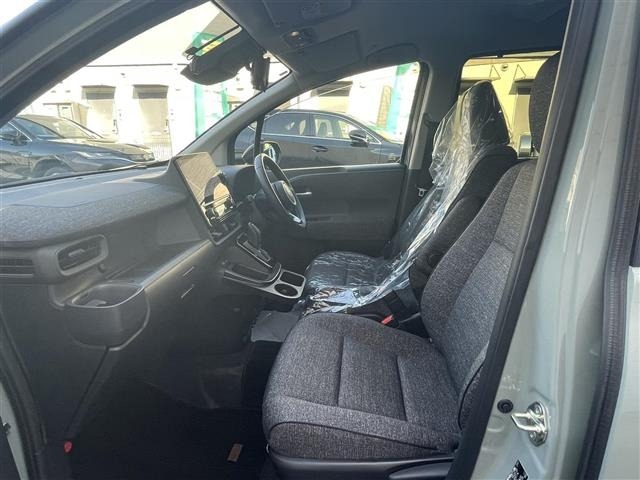 Toyota SIENTA 2025 6975659-8