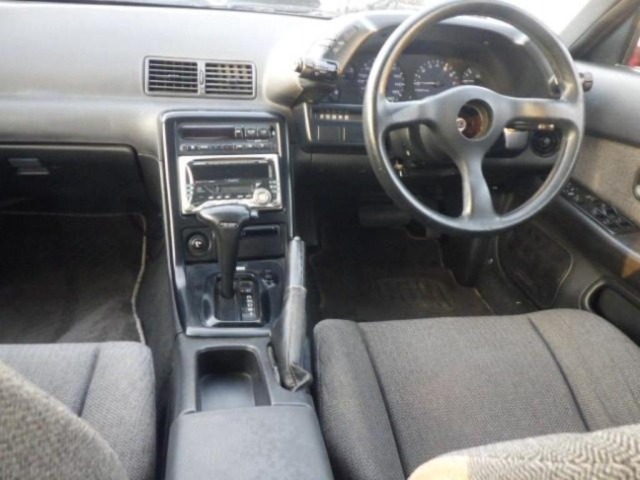 Nissan SKYLINE 1990 6981848-2