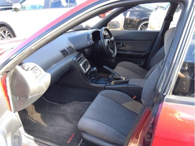 Nissan SKYLINE 1990 6981848-4