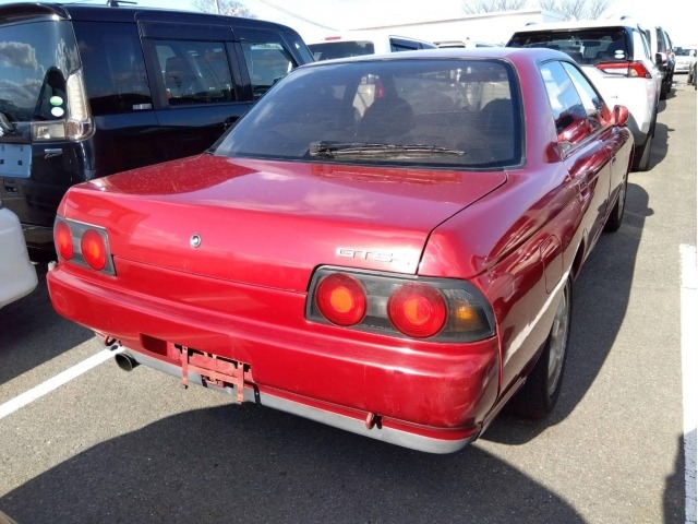 Nissan SKYLINE 1990 6981848-6