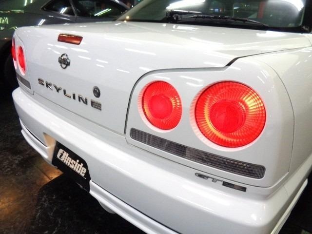 Nissan SKYLINE 2000 6981879-16