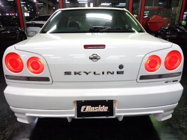 Nissan SKYLINE 2000 6981879-32