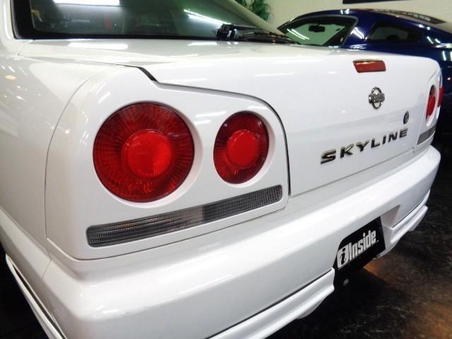 Nissan SKYLINE 2000 6981879-9