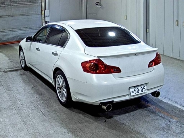 Nissan SKYLINE 2013 6981911-1