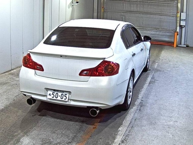 Nissan SKYLINE 2013 6981911-5