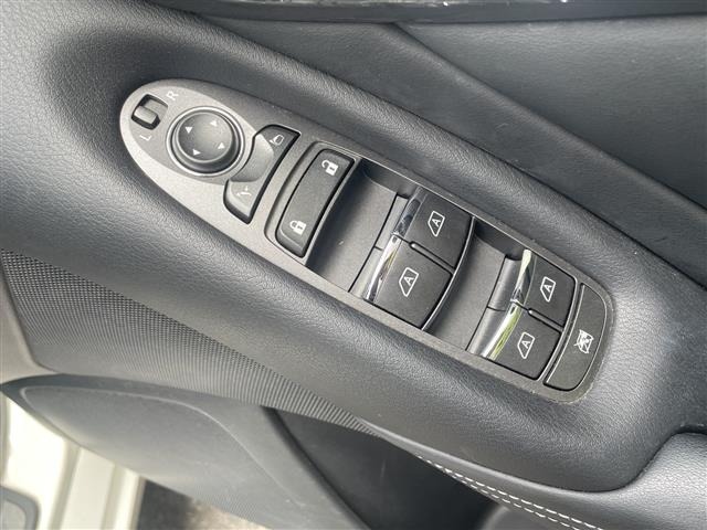 Nissan SKYLINE 2014 6982048-4