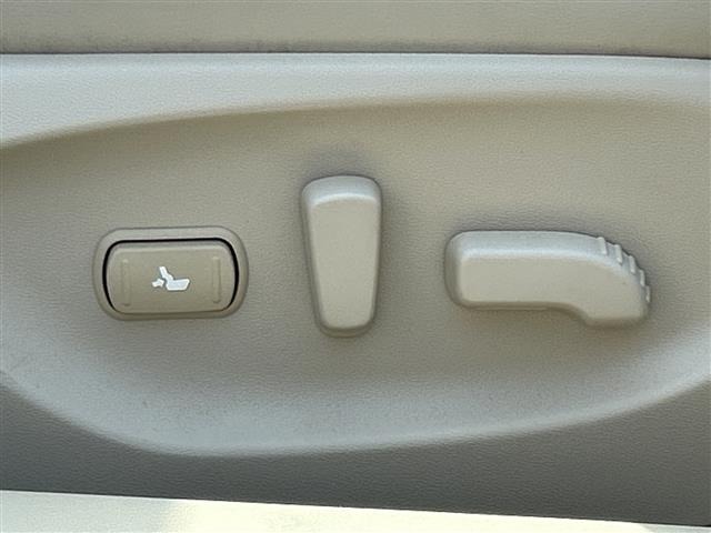 Nissan SKYLINE 2015 6982124-2