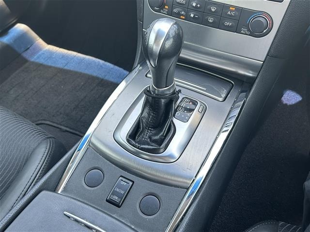 Nissan SKYLINE 2011 6982179-10