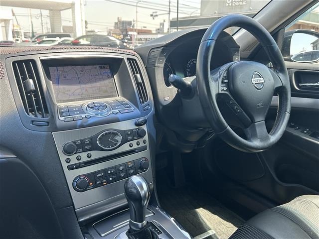 Nissan SKYLINE 2011 6982179-12