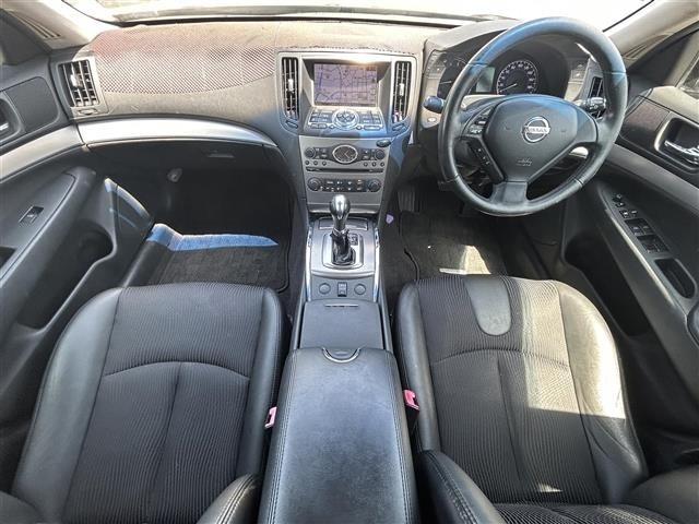 Nissan SKYLINE 2011 6982179-18