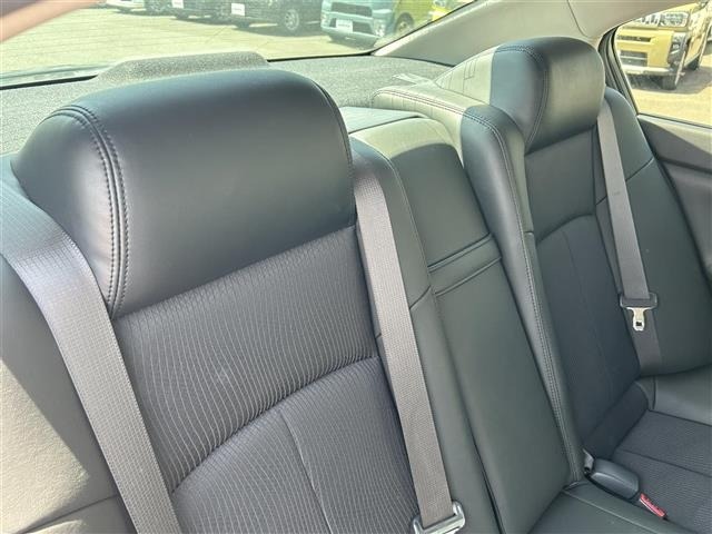 Nissan SKYLINE 2011 6982179-4