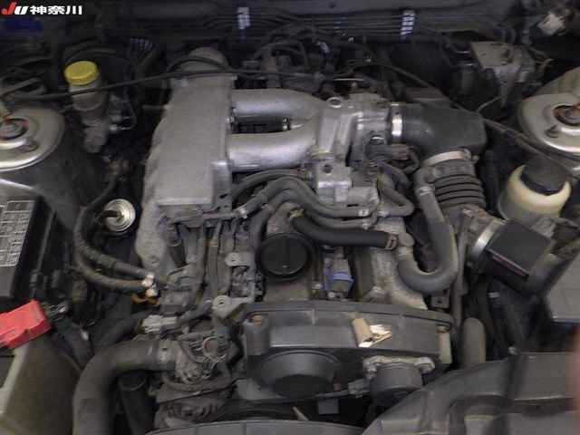 Nissan SKYLINE 2000 6982212-11