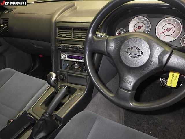 Nissan SKYLINE 2000 6982212-6