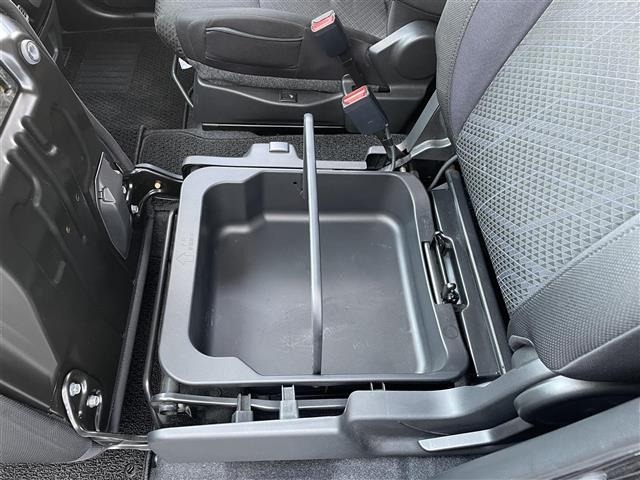 Suzuki SOLIO 2018 6992121-9