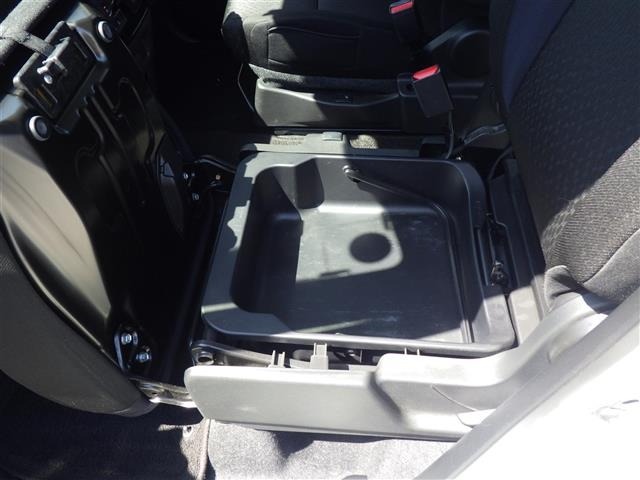 Suzuki SOLIO 2018 6992213-21