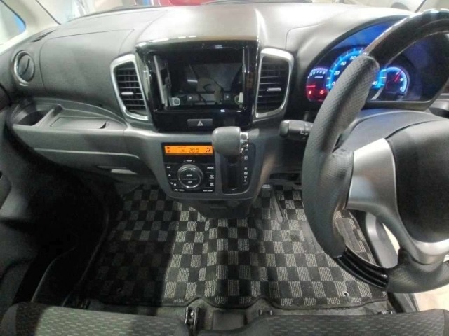 Suzuki SPACIA 2013 6991226-11