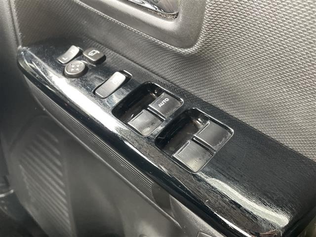 Suzuki SPACIA 2018 6992264-11