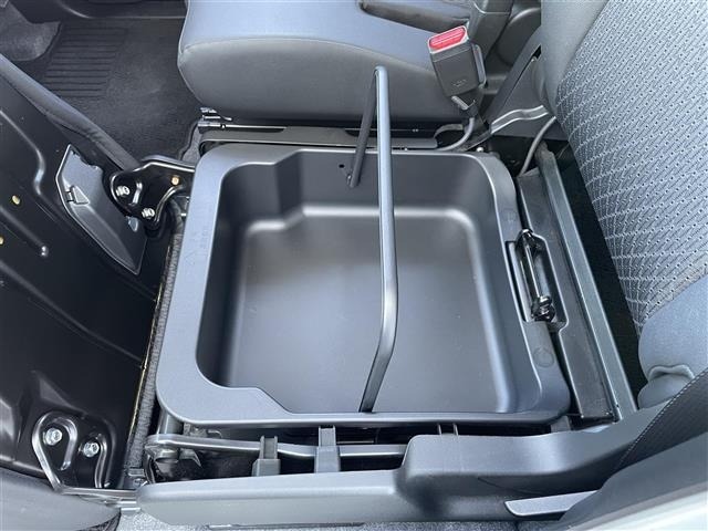 Suzuki SPACIA 2018 6992355-9