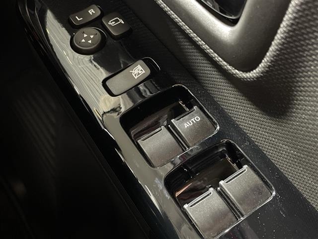 Suzuki SPACIA 2022 6992608-11