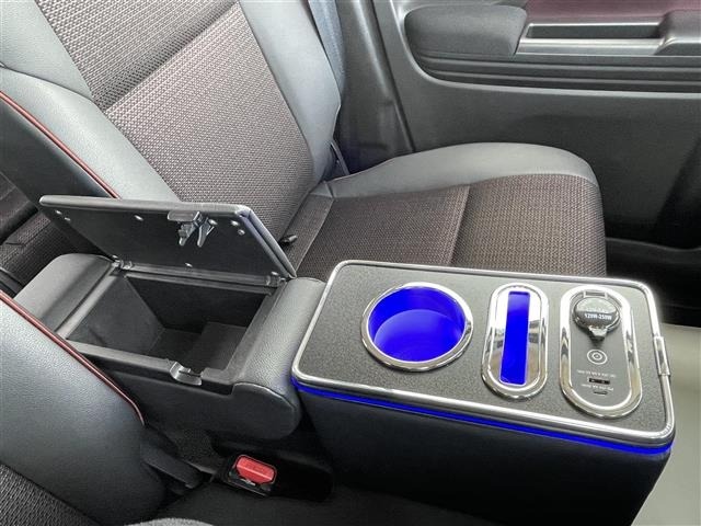 Suzuki SPACIA 2023 6992642-23