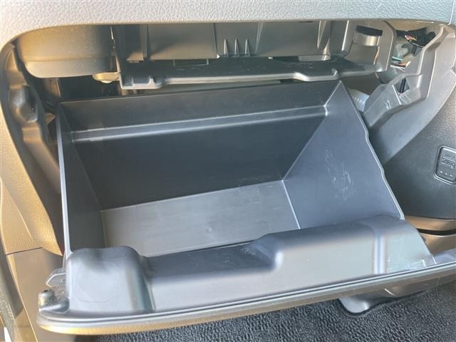 Suzuki SPACIA 2017 6992704-22
