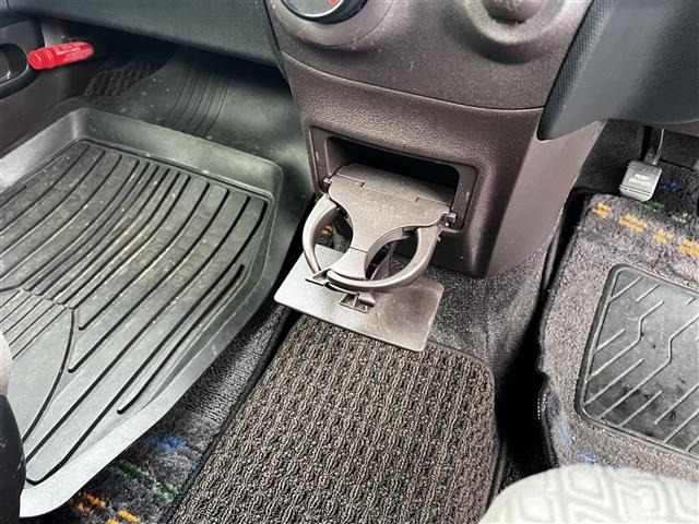 Toyota SPADE 2014 6976095-16