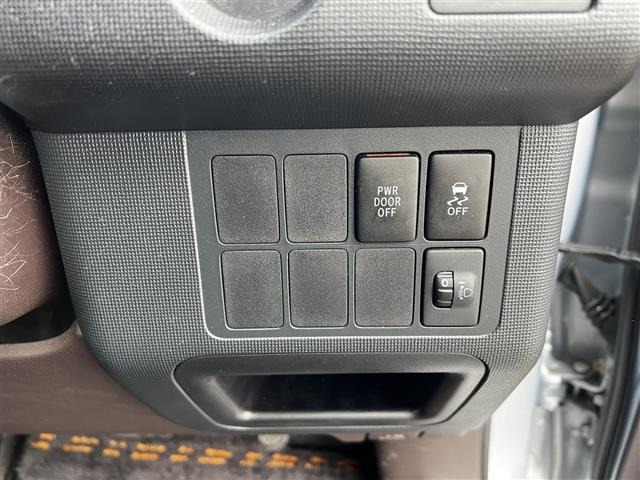 Toyota SPADE 2014 6976095-8
