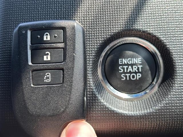 Toyota SPADE 2015 6976125-10