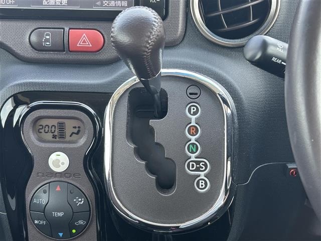 Toyota SPADE 2015 6976125-21