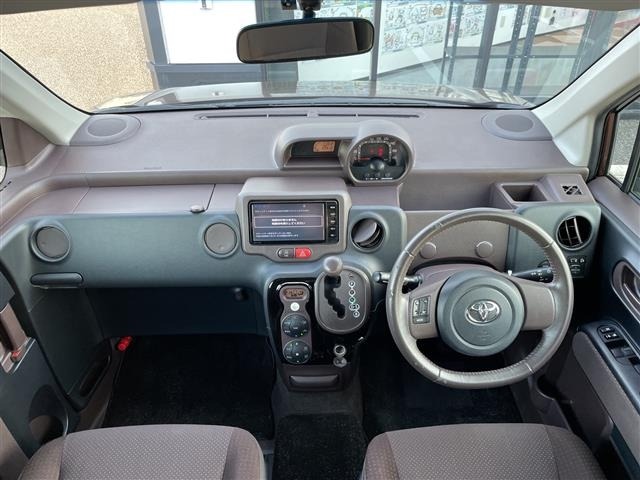 Toyota SPADE 2015 6976142-15