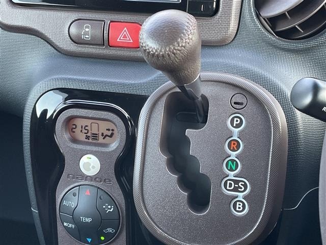 Toyota SPADE 2015 6976142-21