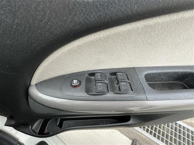 Honda STREAM 2005 6986308-2