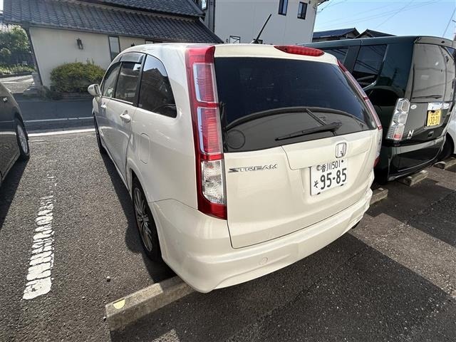 Honda STREAM 2009 6986326-1