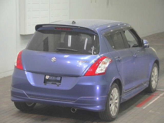 Suzuki SWIFT 2011 7002657-5