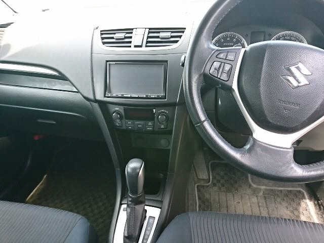 Suzuki SWIFT 2011 7002657-6