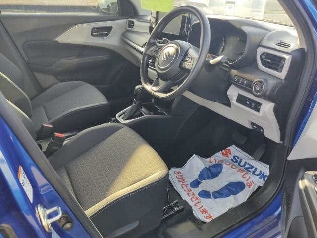 Suzuki SWIFT 2024 7002659-3