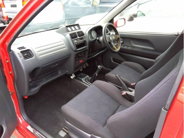 Suzuki SWIFT 2003 7002676-2