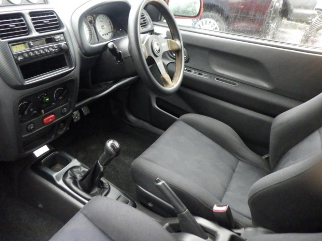 Suzuki SWIFT 2003 7002676-6