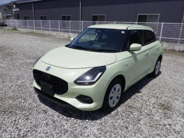Suzuki SWIFT 2023 7002695-4