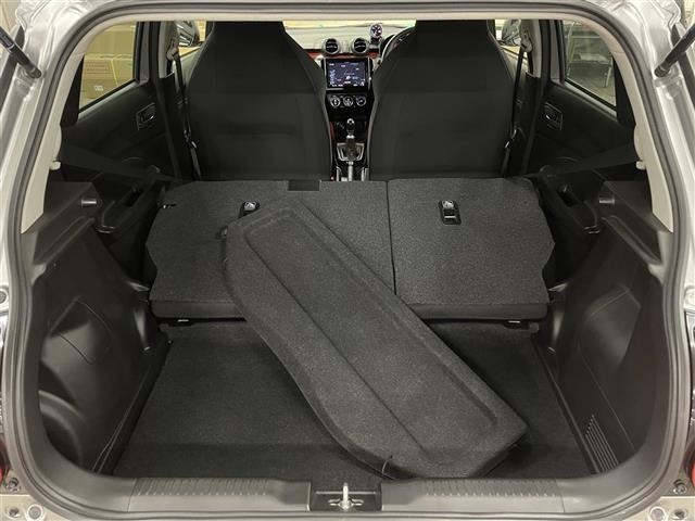 Suzuki SWIFT 2018 7002718-10