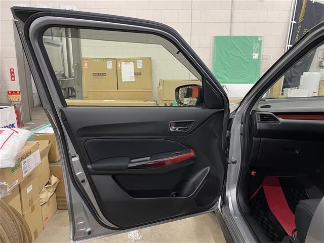 Suzuki SWIFT 2018 7002718-11