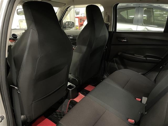 Suzuki SWIFT 2018 7002718-4
