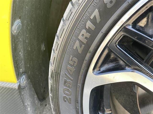 Suzuki SWIFT 2020 7002732-14