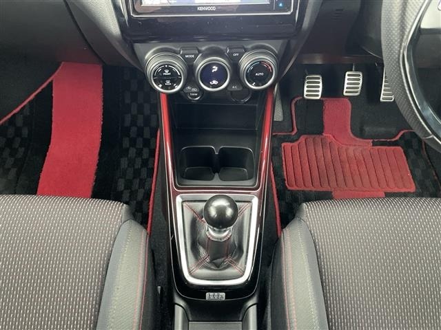 Suzuki SWIFT 2019 7002739-3