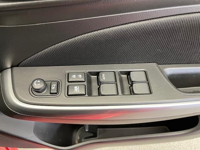 Suzuki SWIFT 2017 7002748-11